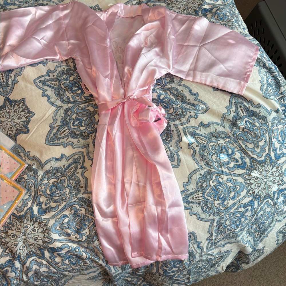 Pink Birthday Squad Kids Robe - Picture 5 of 10